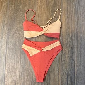 L* Space Ringo Twist-Front top and Nancy Twist-Front bottom size small